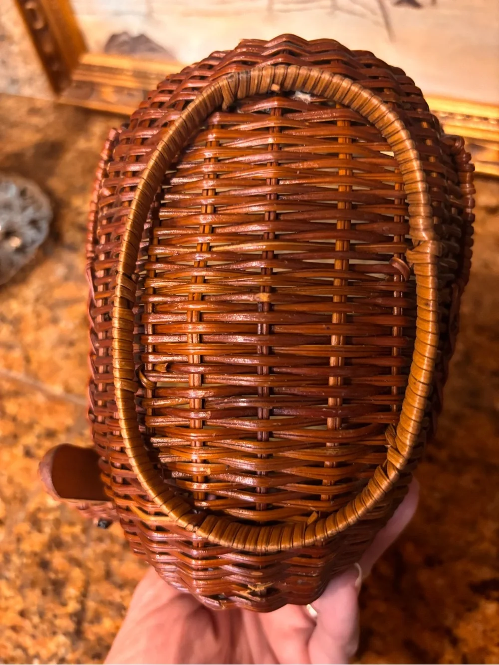 Vintage Wicker Rattan Duck Basket Handwoven Folk Art Cottage Farmhouse 7”